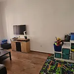 Leo Apartment *