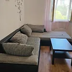 Apartment Leo *