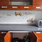 Leo Apartment