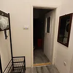 Apartment Leo *