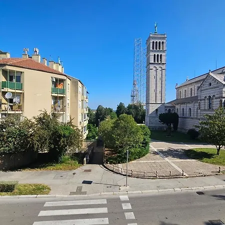 Leo Apartment Pula