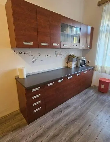 Apartment Leo *