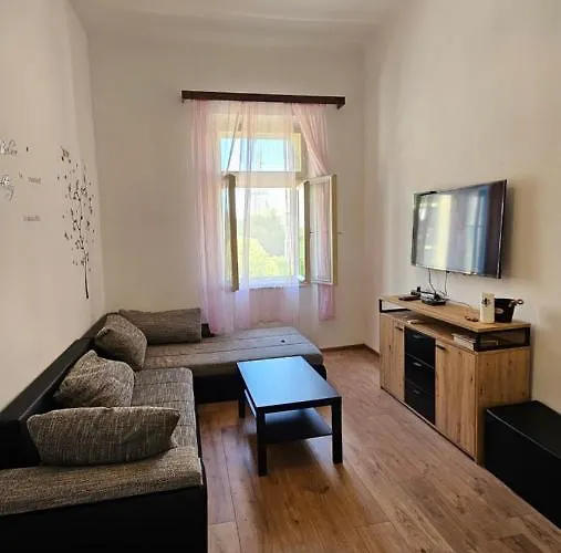 Apartment Leo