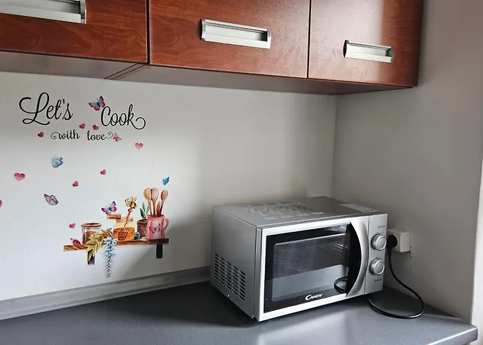 Leo Apartment